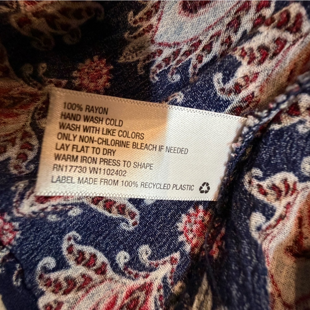 Mossimo Supply Co Boho Paisley Tunic Top Navy Red Rayon Long Sleeve Size L - Picture 5 of 9